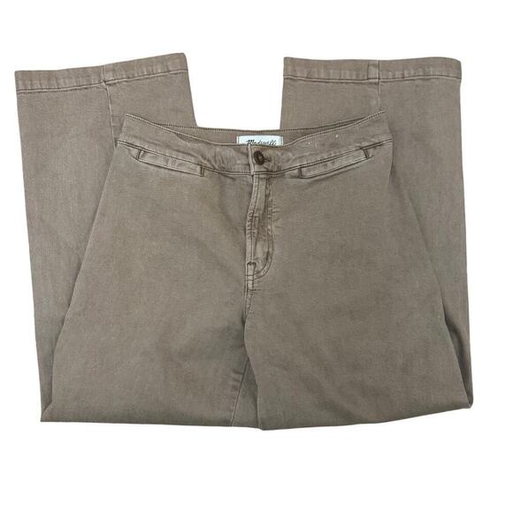 The Petite Emmett Wide-Leg Crop Pant:
Welt Pocket Edition - Picture 5 of 7